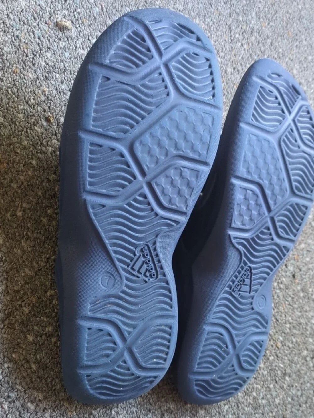 Adidas Men'sNavy Blue Flip Flop Sandals with Yellow Insole Graphics Size 7